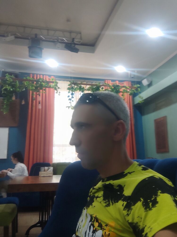  ,   Ivan, 44 ,   ,   , c 