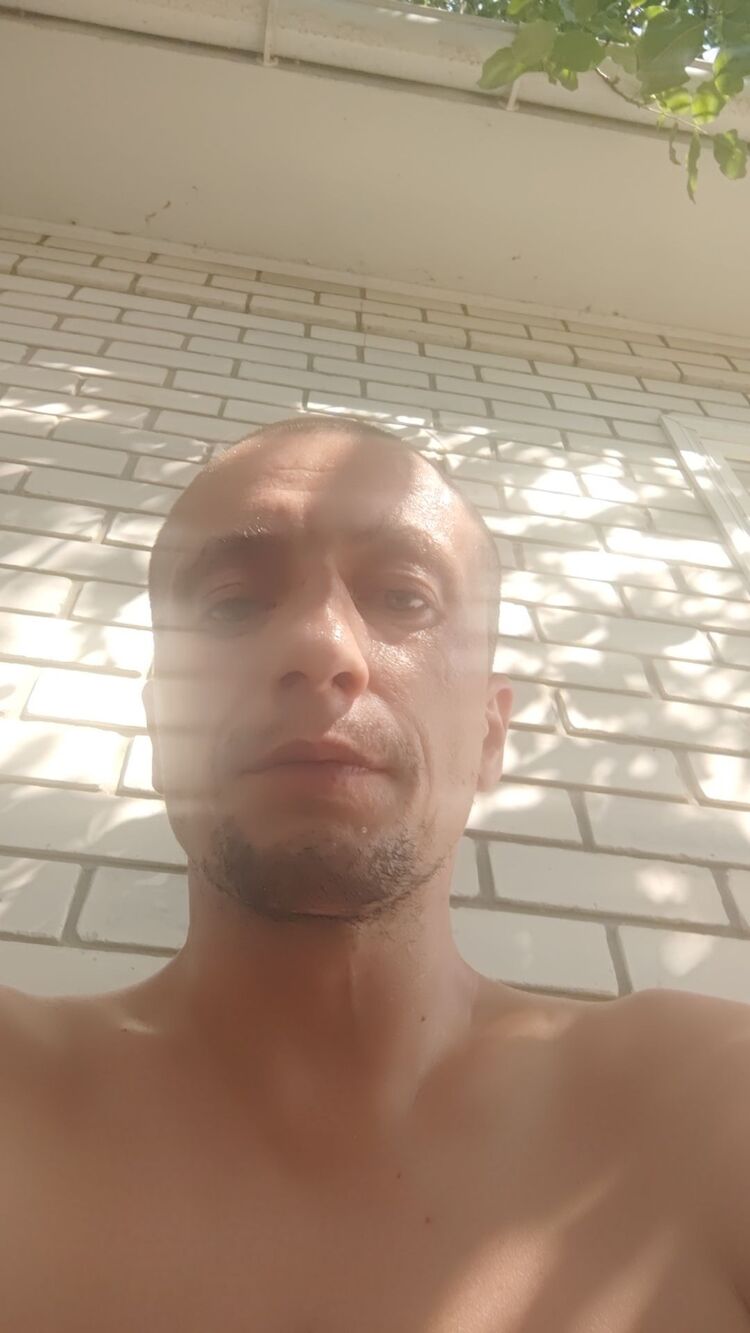  51777831  , 38 ,    