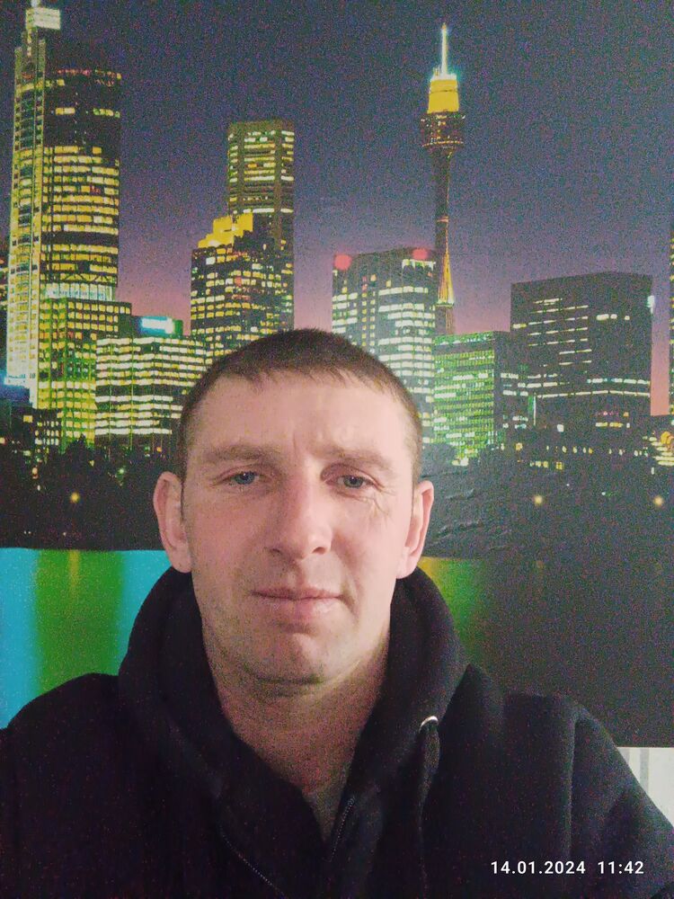  ,   Sasha, 41 ,     , c 
