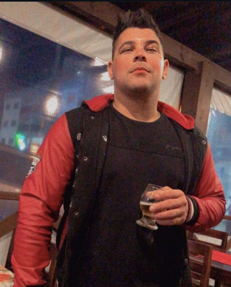 ���� 51978711 ������� Wolls, 32 ����, ���� ���������� � Caninde De Sao Francisco