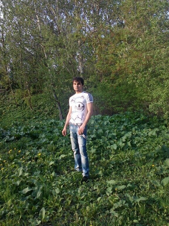  29857851  Mukhammad, 37 ,    -