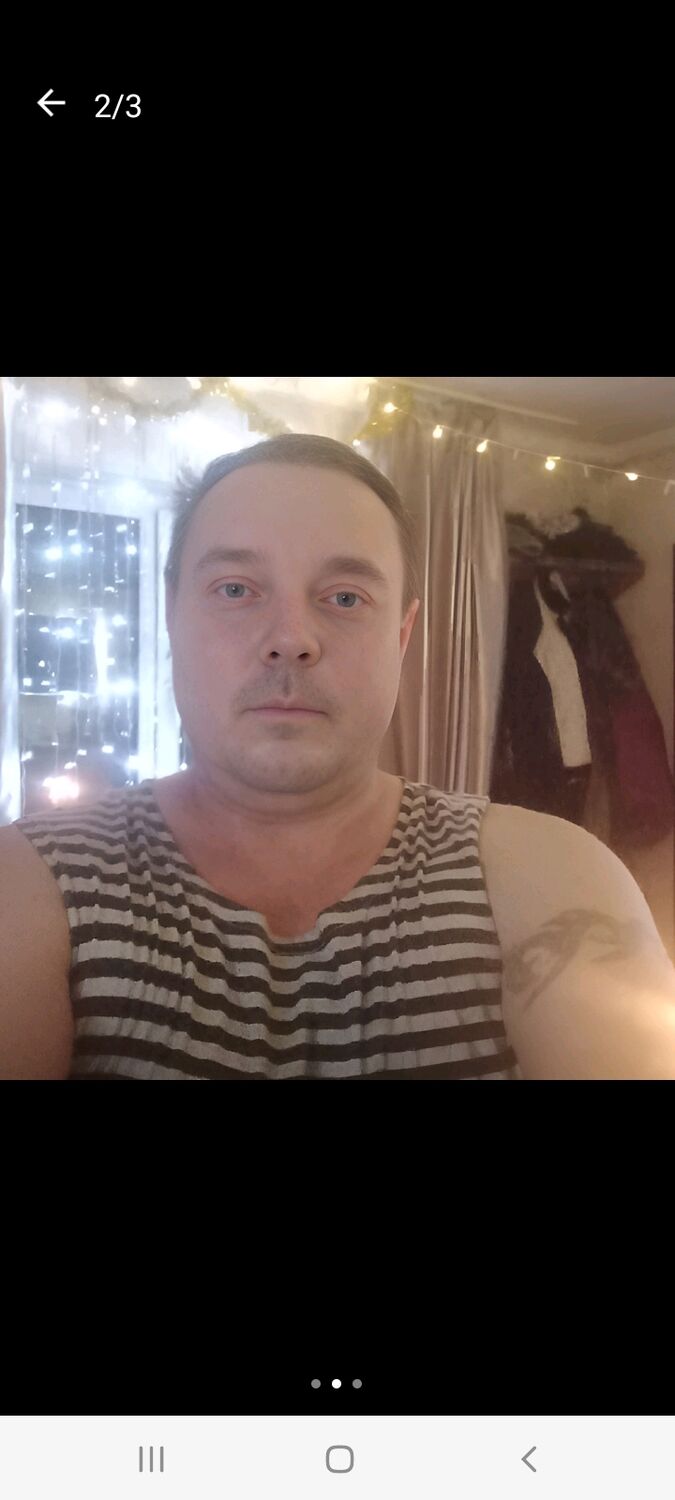  41340511  Oleg, 41 ,    