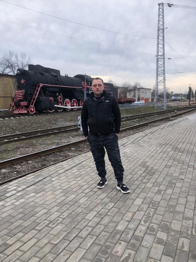  36854061  , 35 ,    