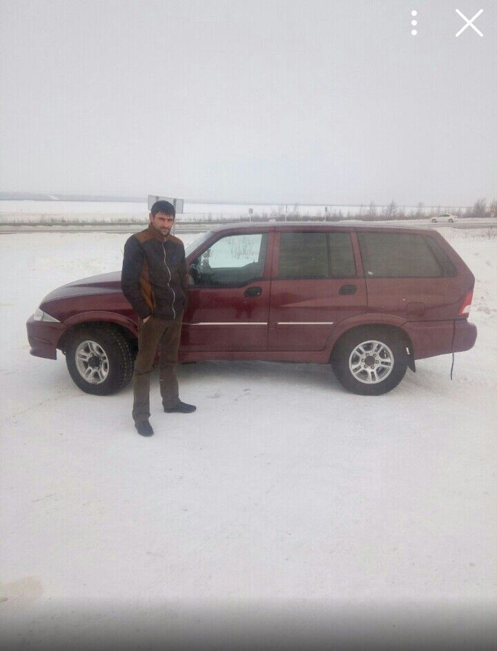  11427091  Mihail, 38 ,    