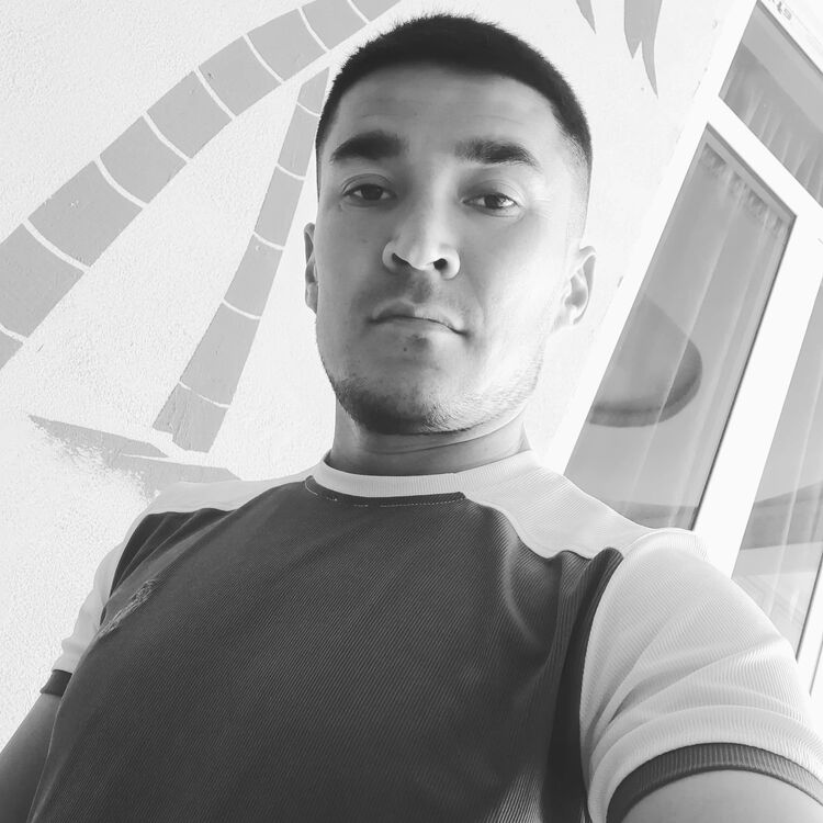  ,   Oxunjon, 28 ,   ,   