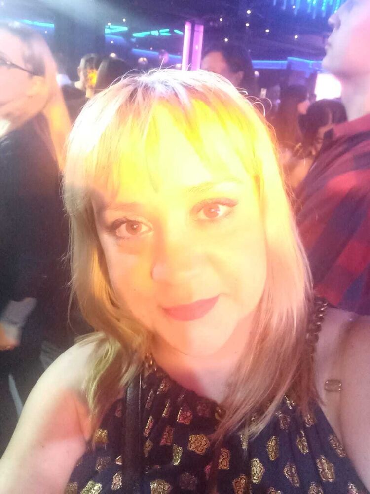  33067661  , 39 ,    -