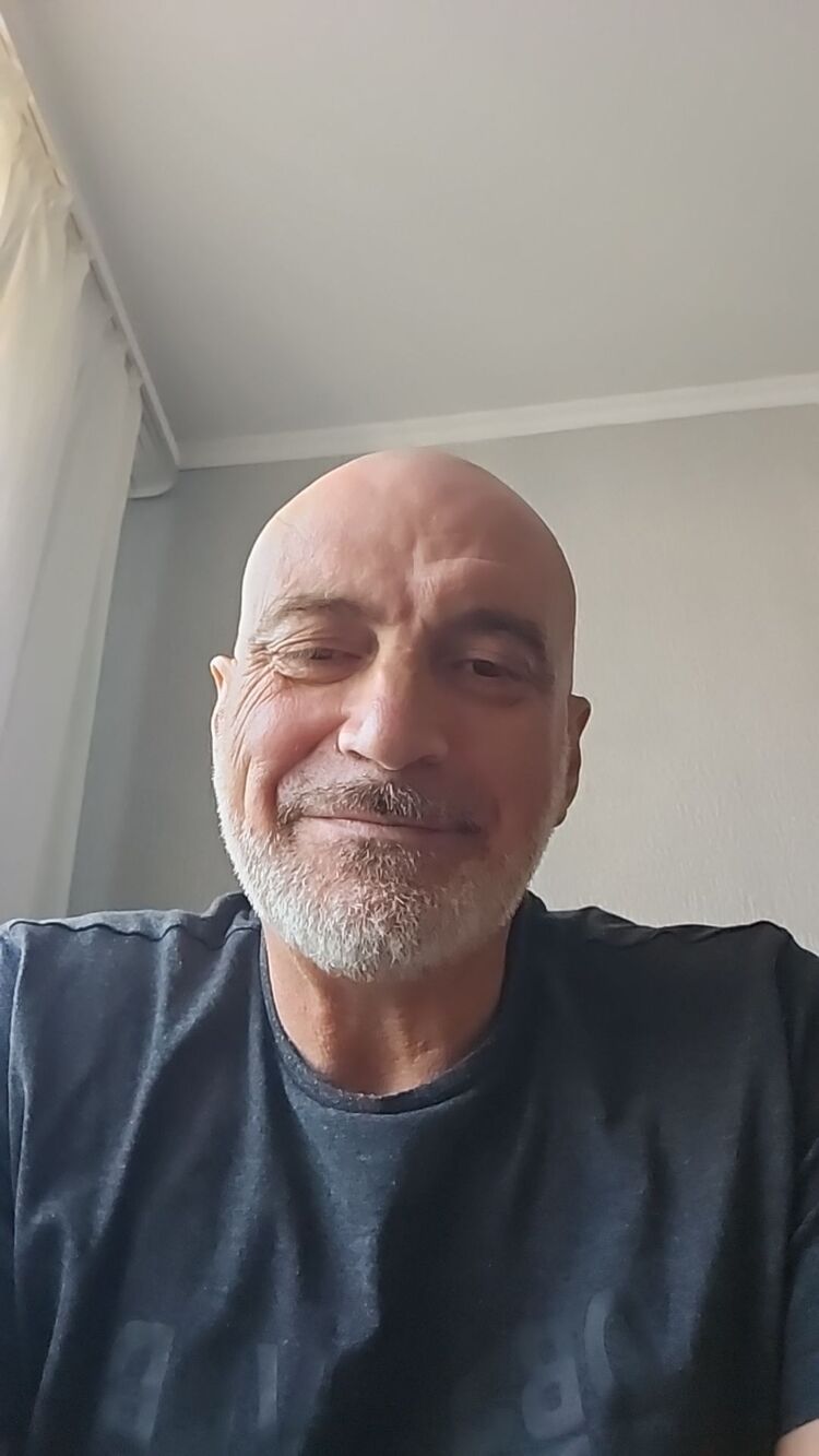  38144591  , 56 ,    Azor