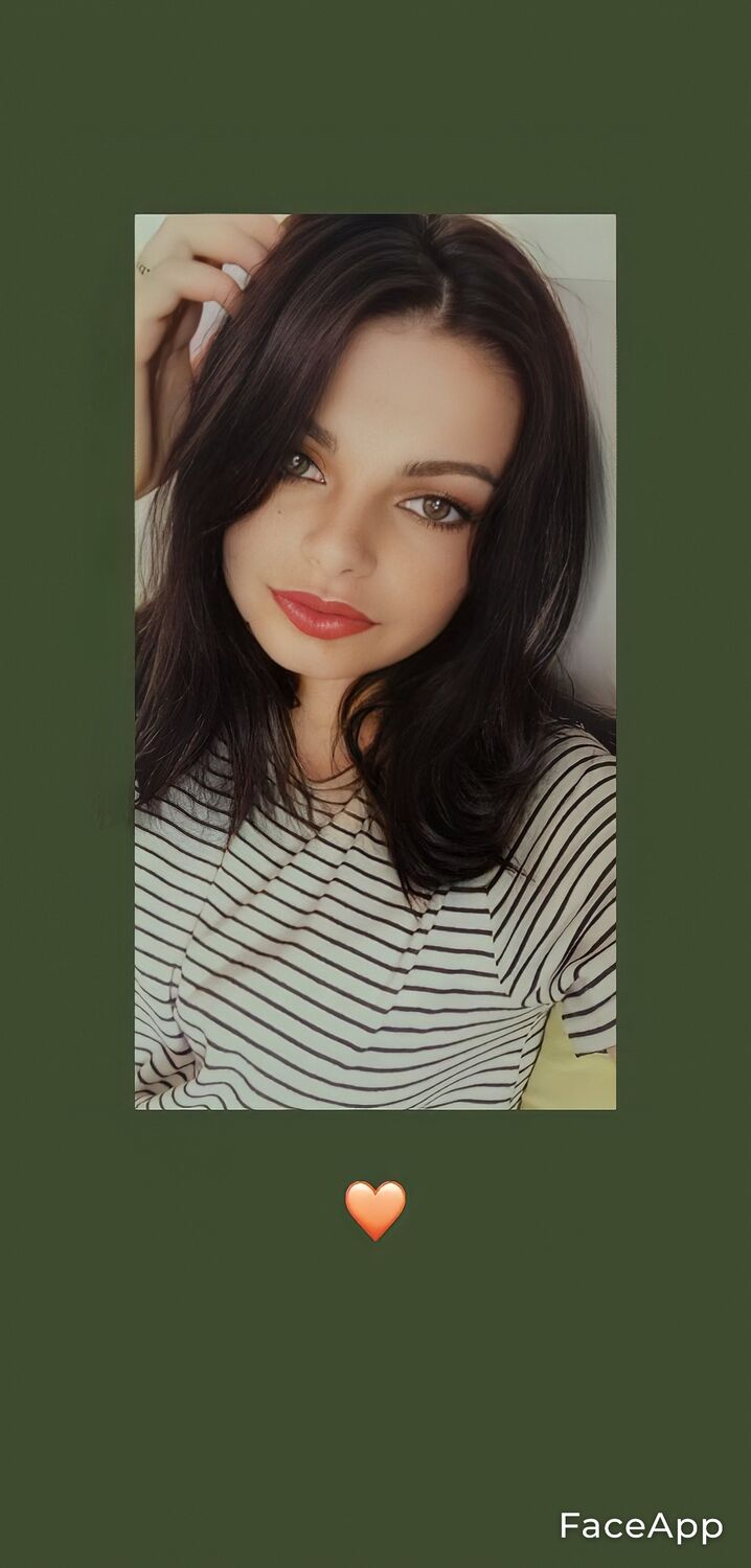  23481621  Lena, 24 ,    