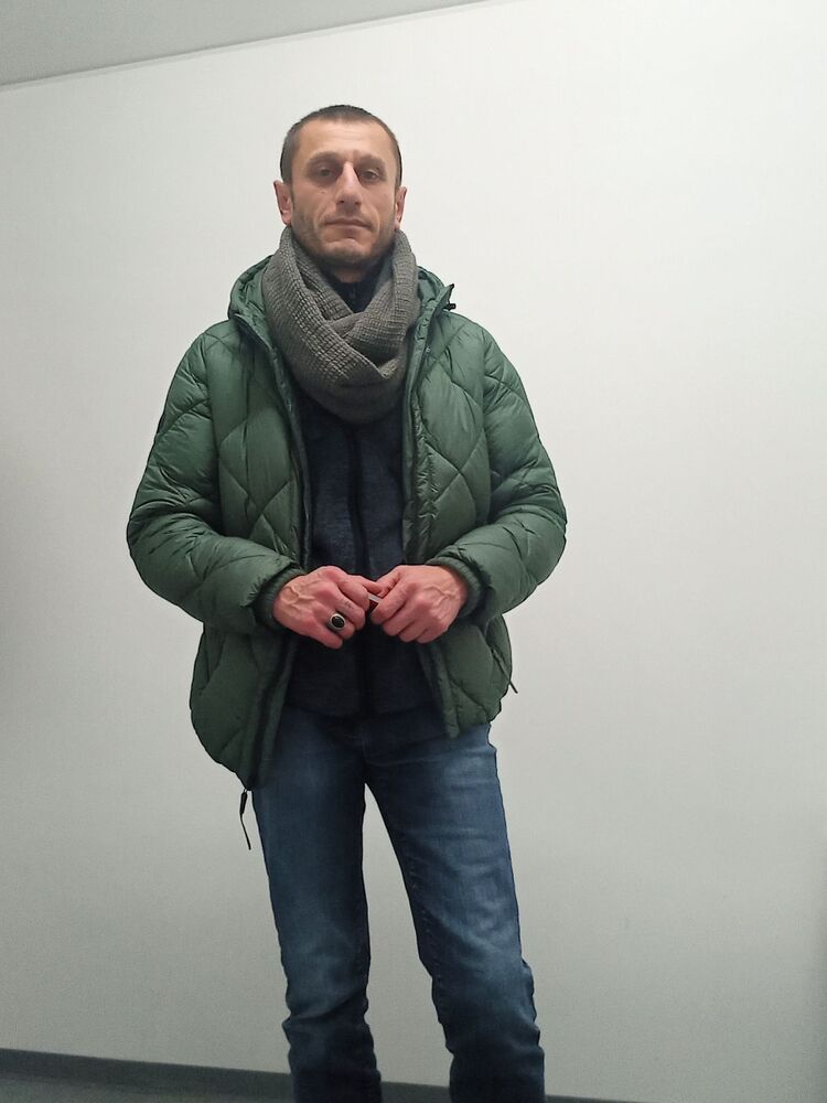  ,   Nikoloz, 46 ,   ,   