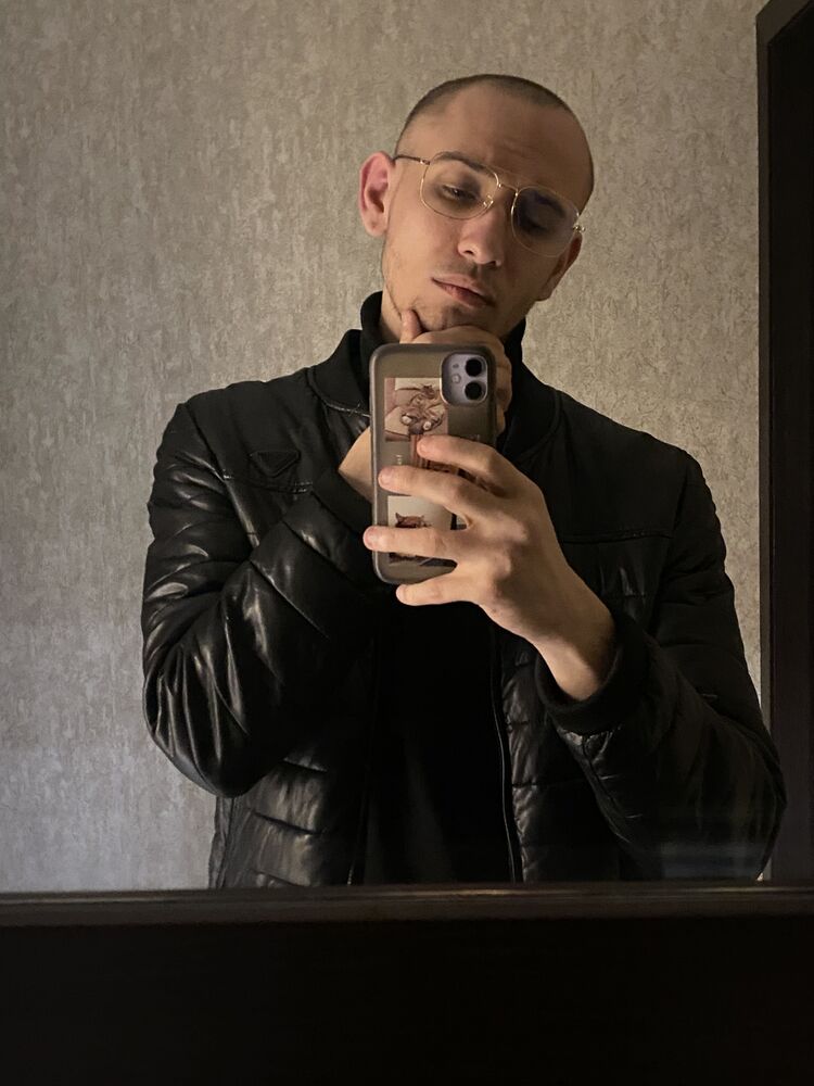  52858241  , 25 ,    