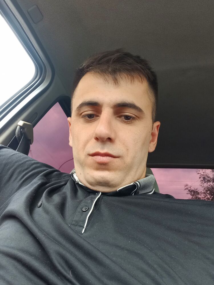  34847441  Orzu, 30 ,    