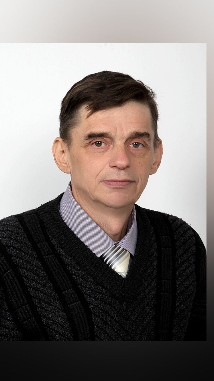  36837051  Alexander, 50 ,    