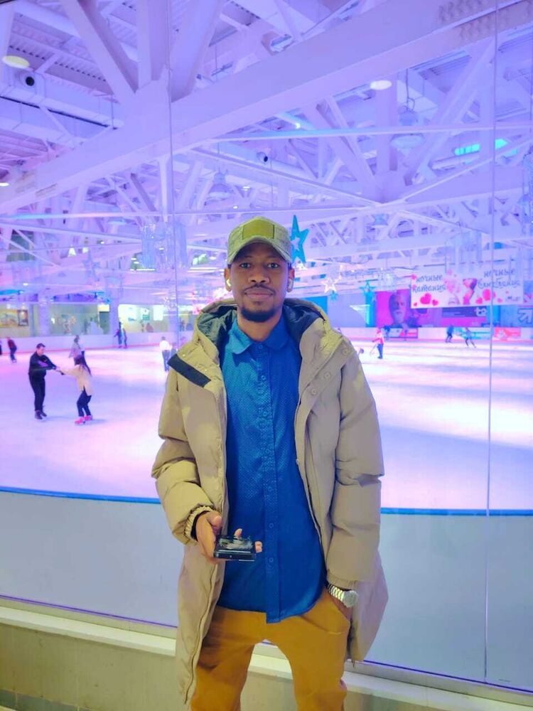  50467261  Ali, 24 ,    