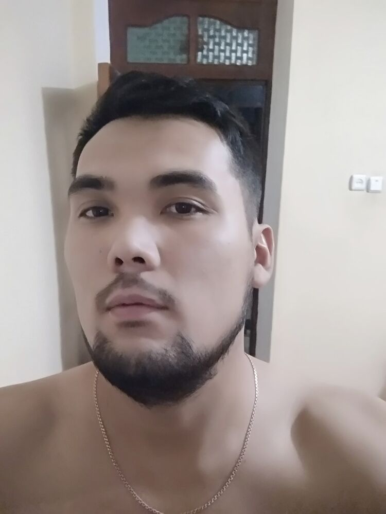  ,   Lunniy bek, 33 ,   ,   , c 