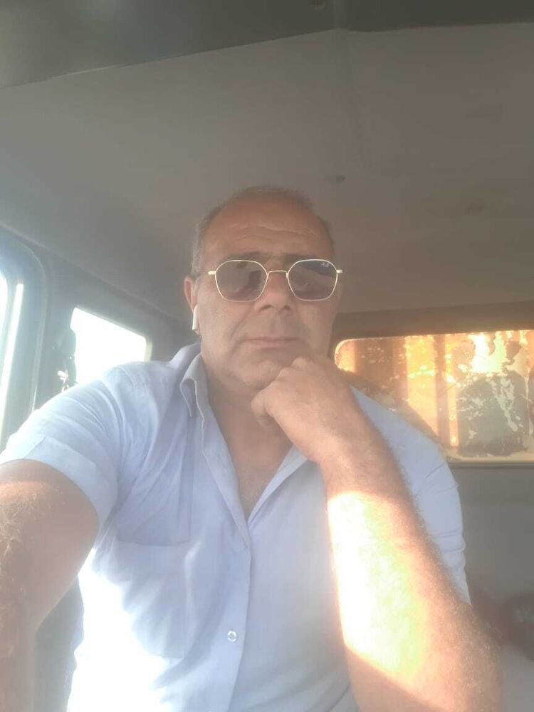  53386171  Vuqar, 50 ,    