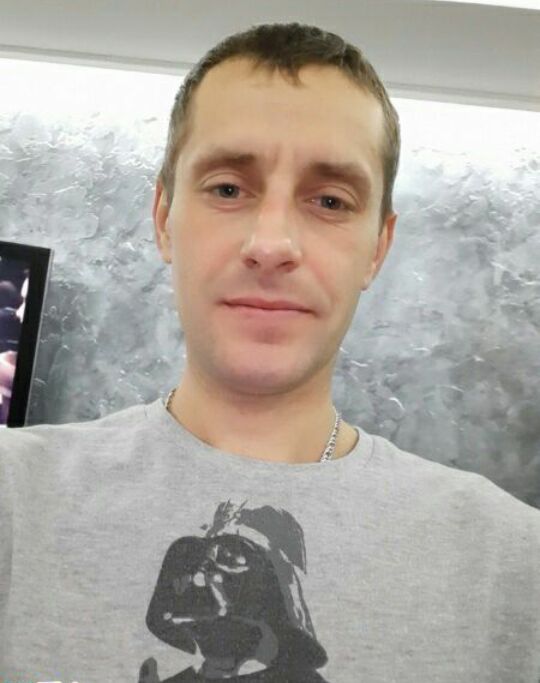  ,   Damian, 39 ,   ,   , c , 