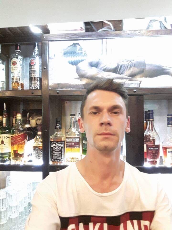  40776331  , 37 ,    -