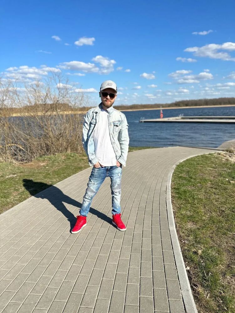  ,   Eduard, 35 ,   ,   