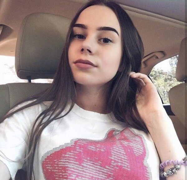  ,   Alena, 24 ,   ,   , c , 