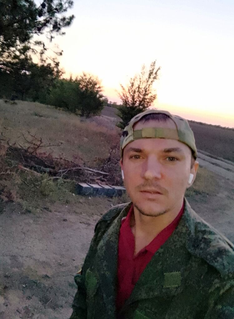  --,   Pavel, 33 ,   ,   , c , 