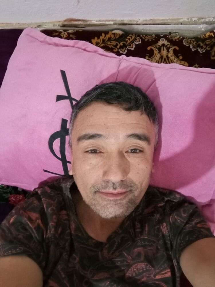  51328181  Kamol, 48 ,    