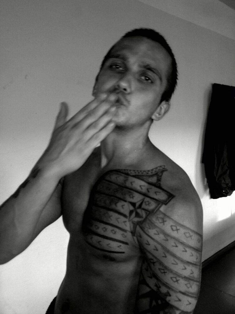  21582691  Janis, 35 ,    