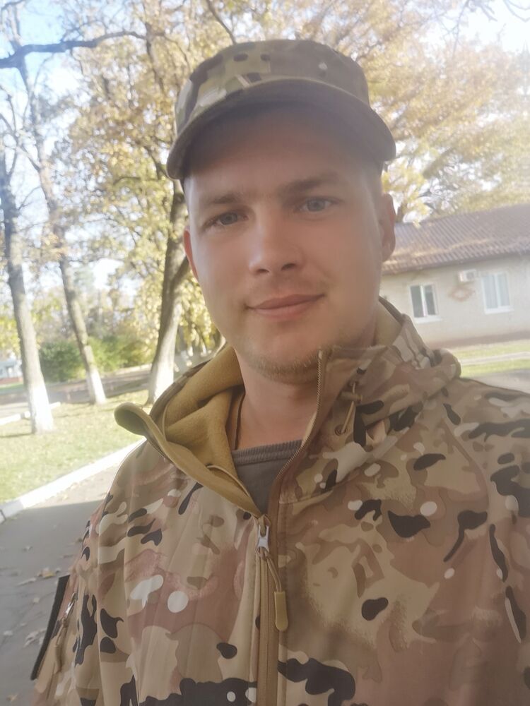  ,   Nikolay, 32 ,   ,   