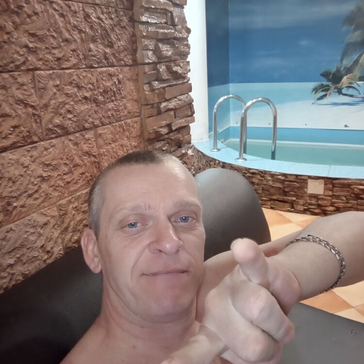  36053171  , 44 ,    