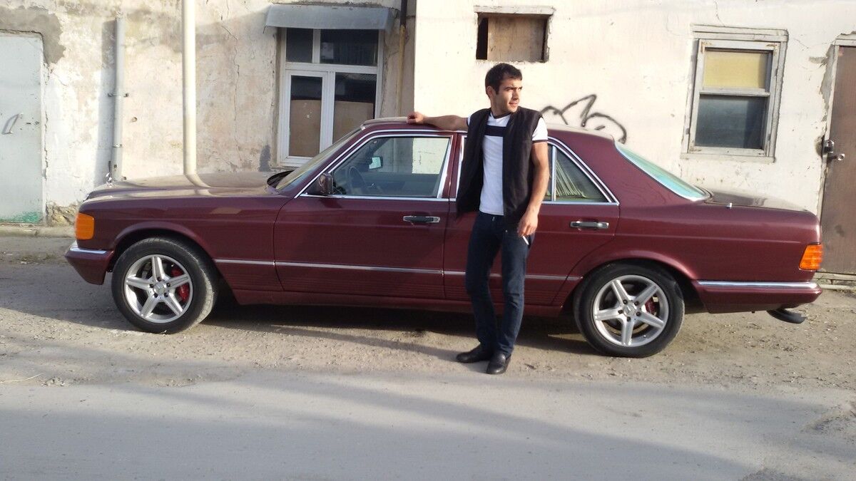  ,   Ali, 37 ,   ,   , c 