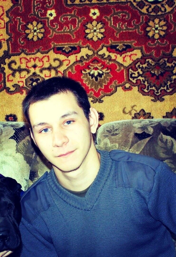 ,   Denis, 33 ,     , c 