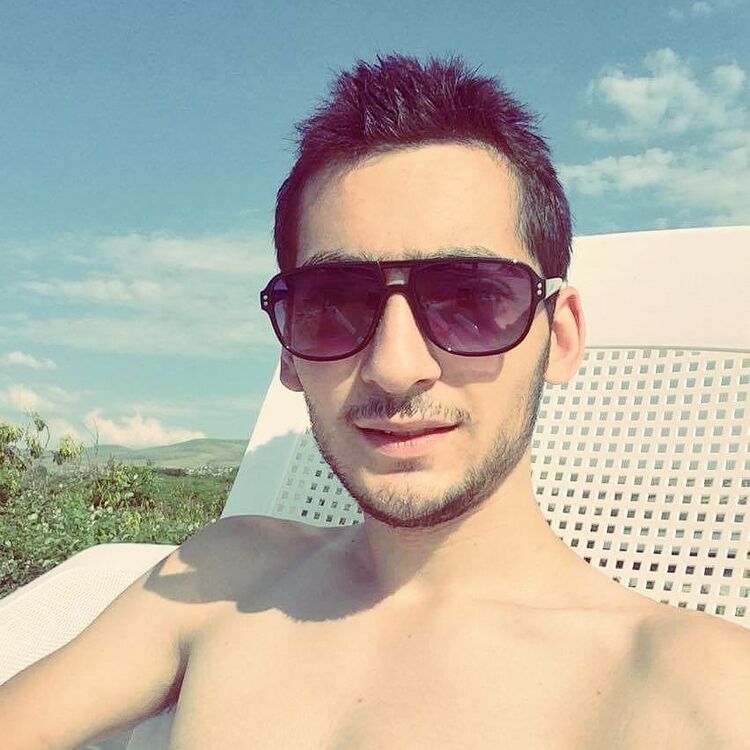  9563521  Tigran, 28 ,    