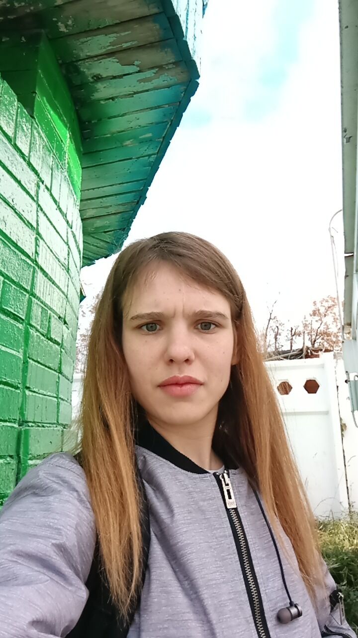  47423211  , 24 ,    