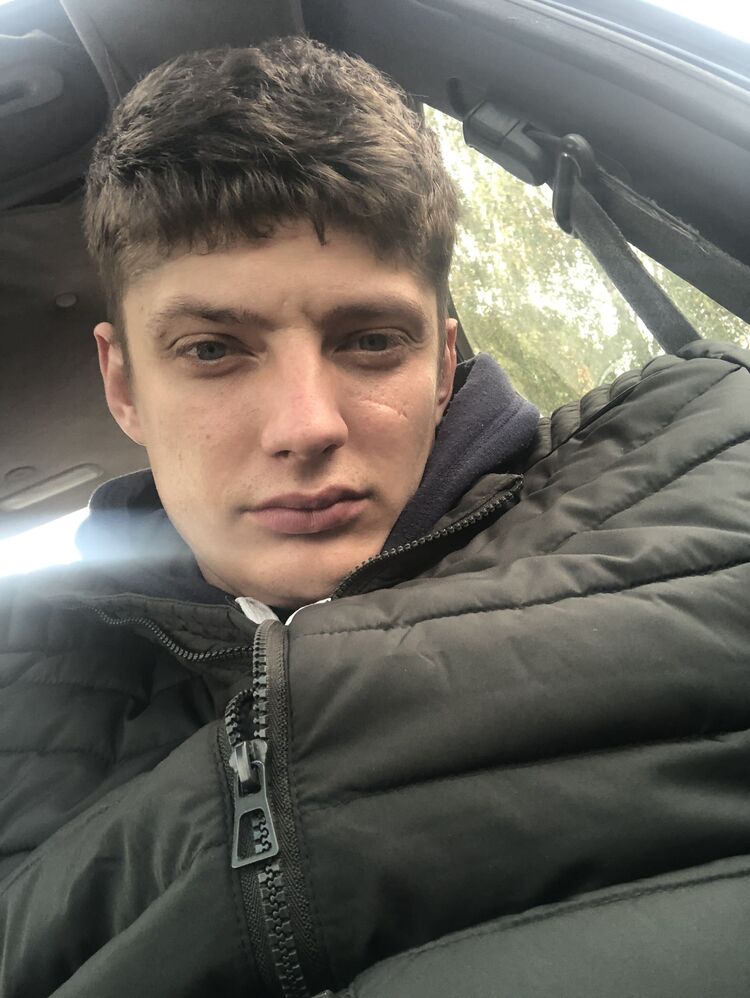  32415871  , 28 ,    