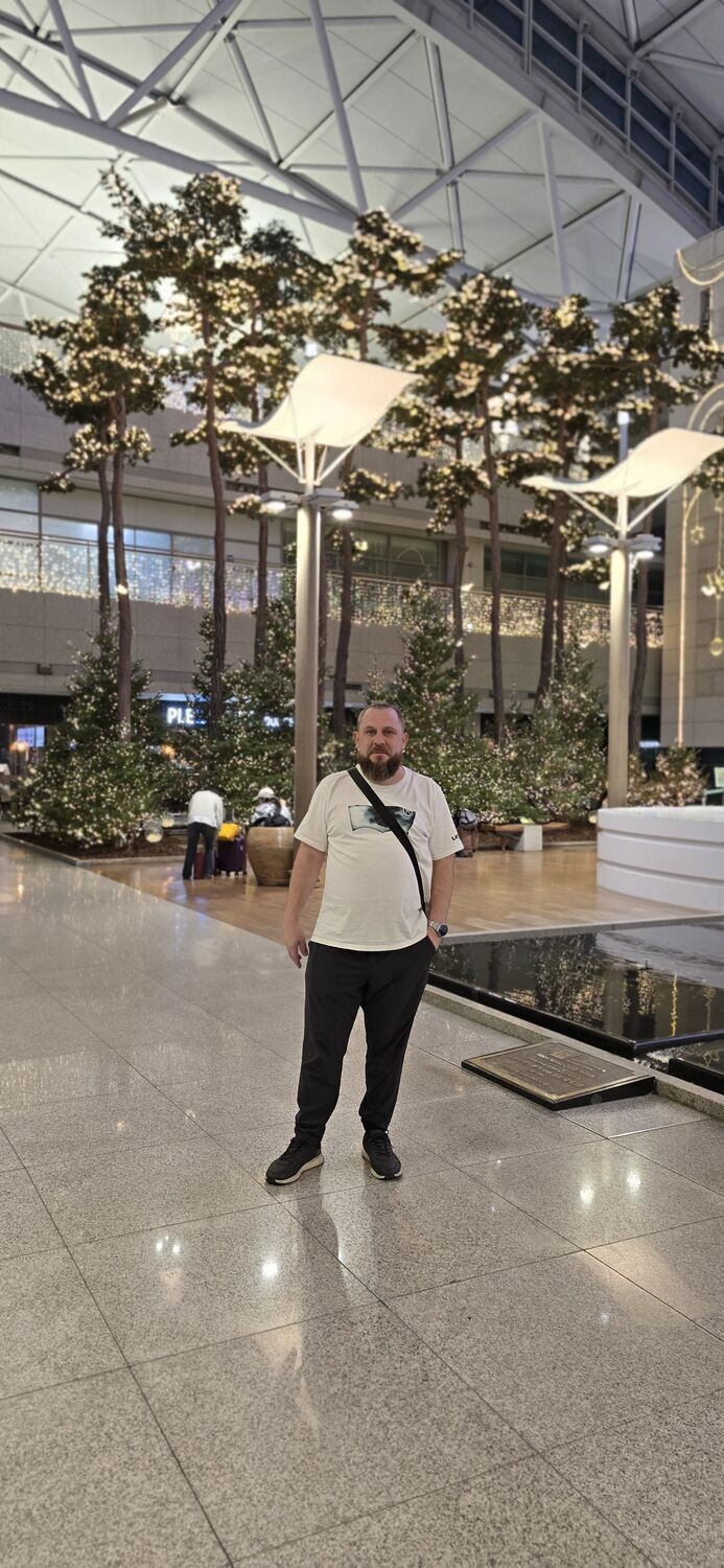  ,   Aleksandr, 42 ,   ,   , c , 
