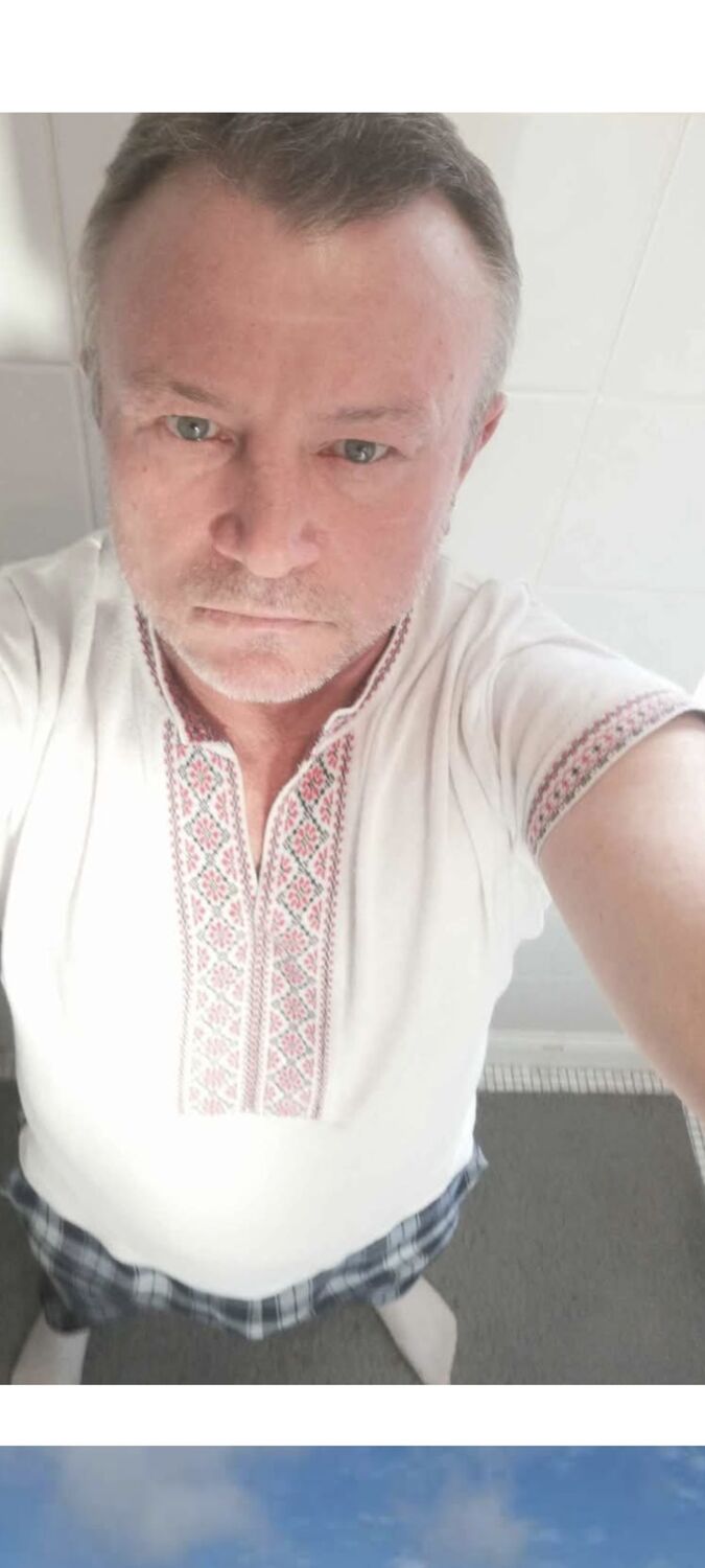  53457211  Vladislav, 50 ,    