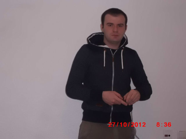  4941161  IRAKLI, 40 ,    