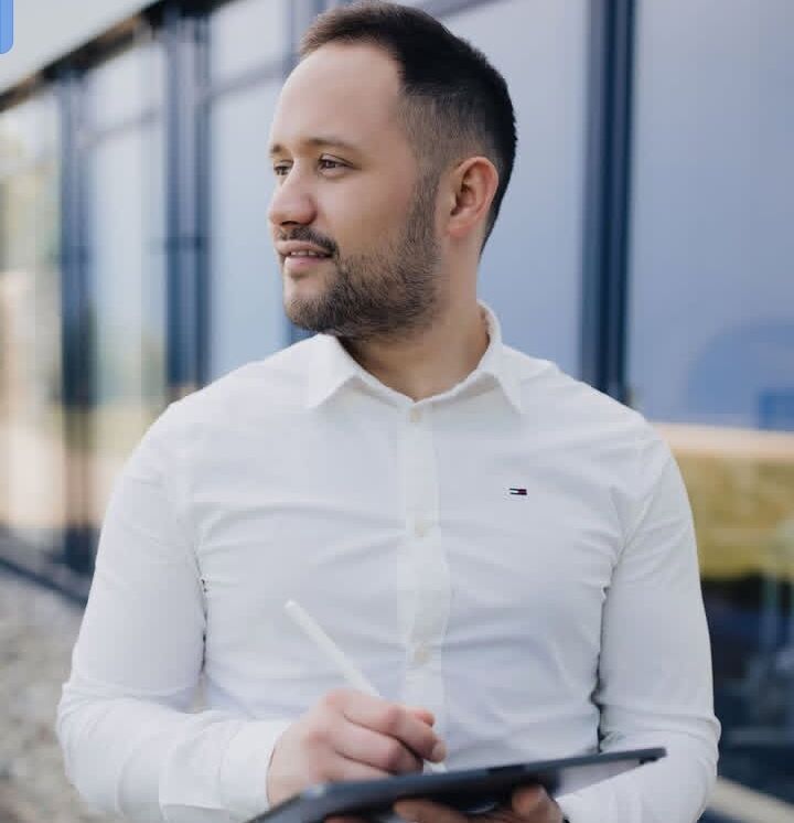 ���������� ������, ���� ������� Adrian, 40 ���, ������������ ��� ������, ����� � ���������