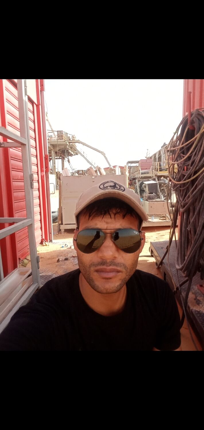  34606961  Abd alwhid, 31 ,    Algiers