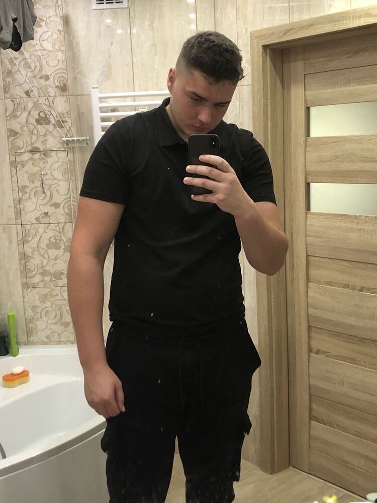 ���� 51906281 ����� Yura, 18 ���, ���� ���������� � �����