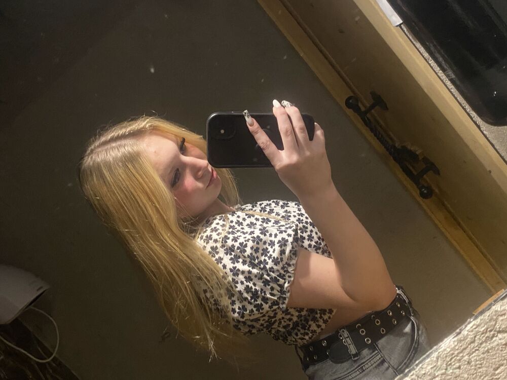  54115421  , 19 ,    