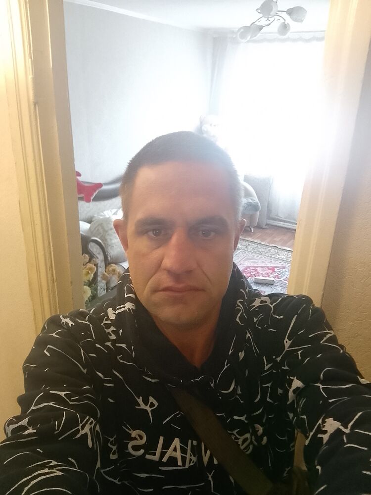  46154601  , 42 ,    