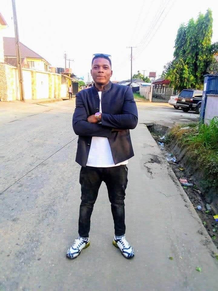  43099651  Eddy, 27 ,    Lagos
