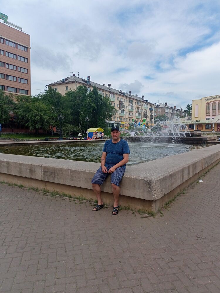  36018261  Sergei, 41 ,    