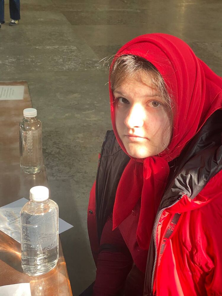  29280131  , 21 ,    -