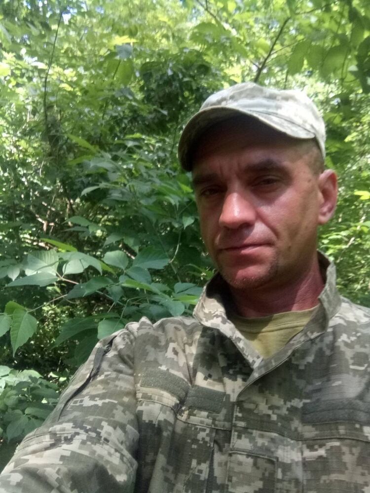  ,   Valera, 44 ,   ,   