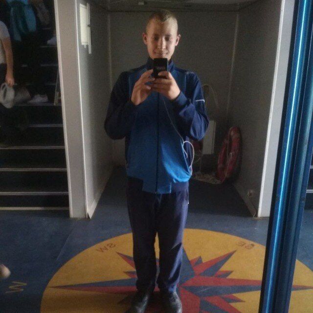  50672271  VLADYSLAV, 20 ,    