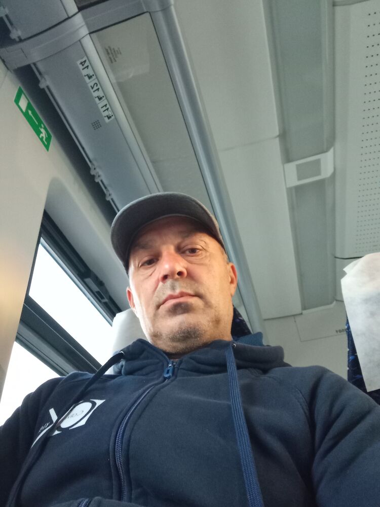  29938721  , 49 ,    -