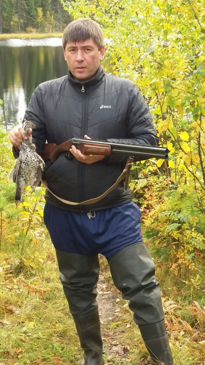  10459291  Igor, 44 ,    