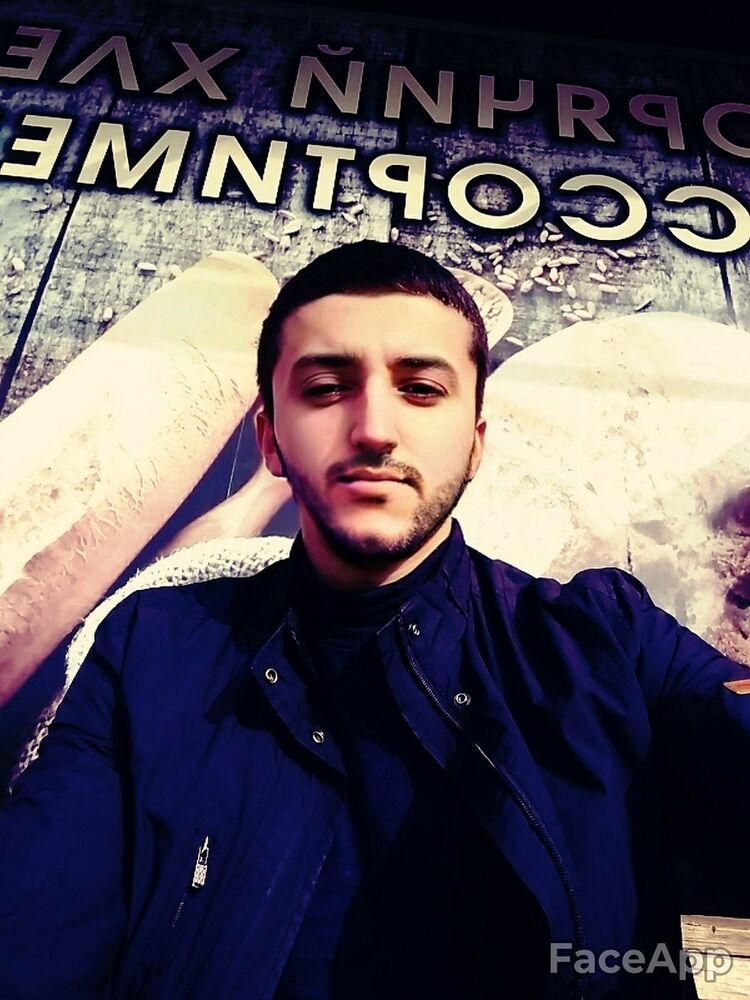  ,   Akbar, 24 ,   