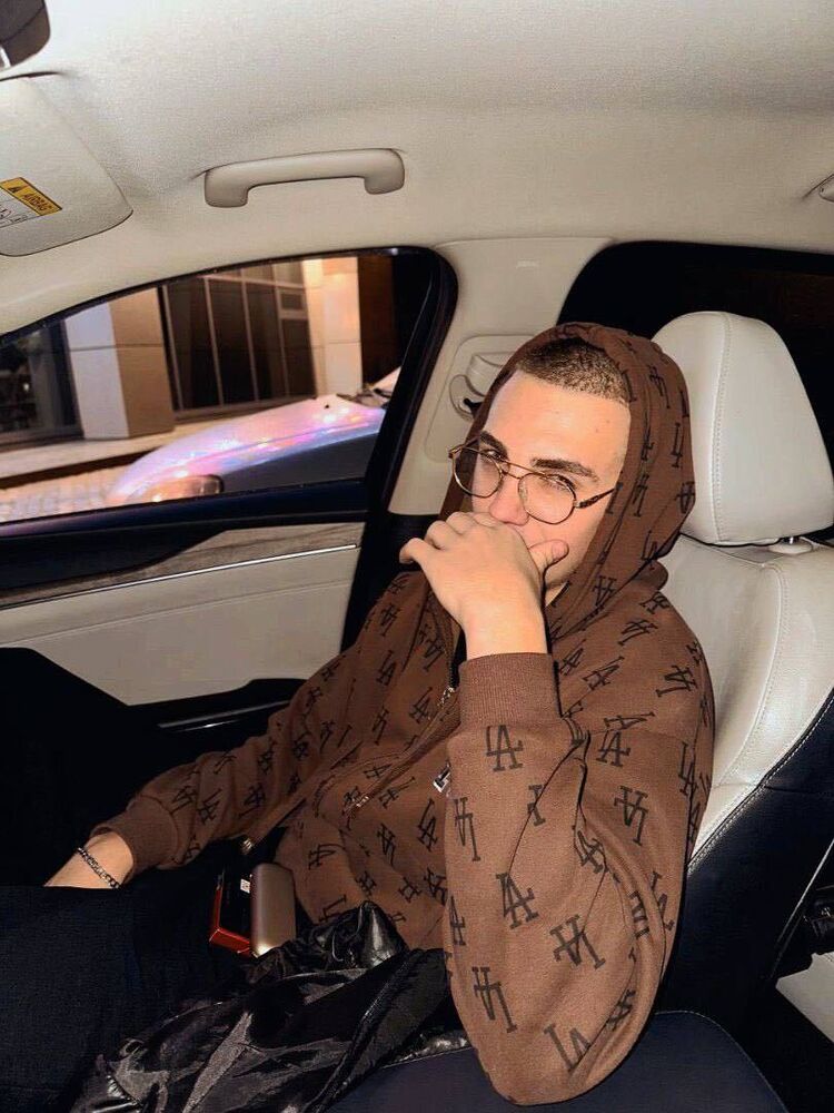 ���� 42937071 ����� �����, 21 ���, ���� ���������� � �����������